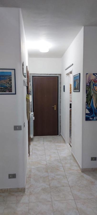 Ampio Monolocale Con Terrazzo - A 2 Passi Dal Mare Appartement Latte Buitenkant foto