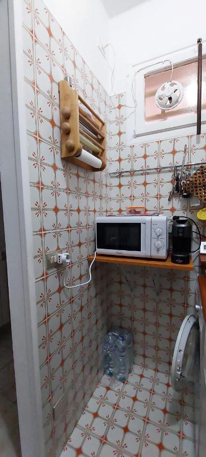 Ampio Monolocale Con Terrazzo - A 2 Passi Dal Mare Appartement Latte Buitenkant foto